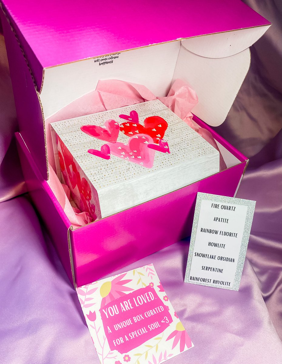 LiveeintheLight's tweet photo. “higher love” valentine’s day crystal box 🌸 https://t.co/5JAUmjYQY8