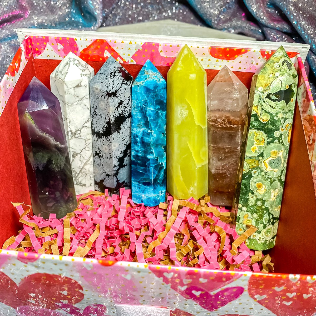 “higher love” valentine’s day crystal box 🌸