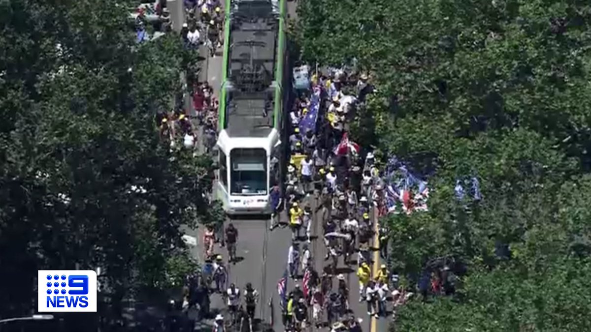 9NewsMelb's tweet photo. Protesters have once again taken to the streets of Melbourne today, this time causing major transport chaos in the CBD.
DETAILS: https://t.co/b8RuSyKd8M
#9News https://t.co/M9WuSJWGWy