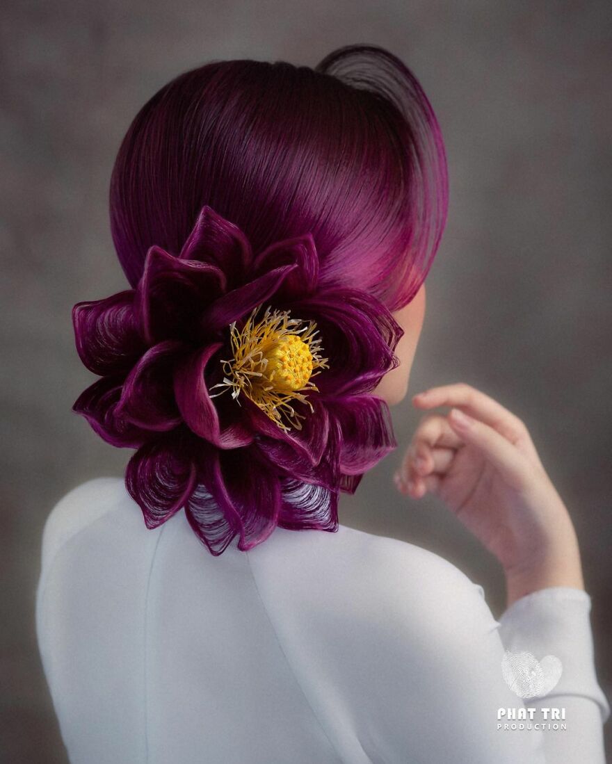 EthelDa8494's tweet photo. Artist Creates Delicate Hairstyles In The Form Of Flowers
#beautiful https://t.co/yyGWhQaX7M