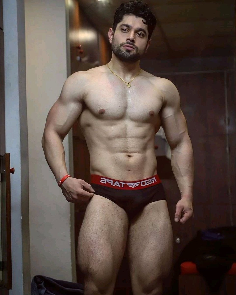 rohan1357902's tweet photo. #fitindianonline
#FitnessMotivation
#sixpackab https://t.co/u2BpFXsHpR