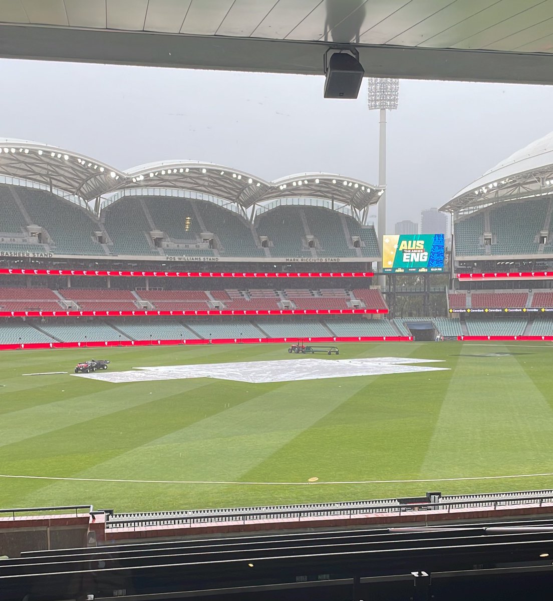 AdelaideBarmies's tweet image. We’ll the soft southerners have called it off!! #LightDrizzle #Ashes