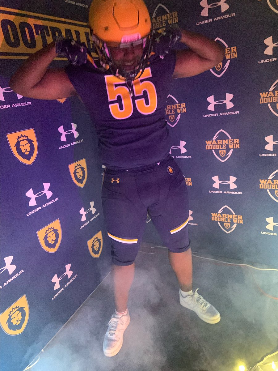 TMJTHEGOAT's tweet photo. I would like to thank @CoachWBethel @WarnerUFootball for the official visit today. It was a blessing and greatly appreciated! #WarnerU #Royals @CoachMidulla @CoachFLTZ @Jboy_Recruits @JBOYS_FOOTBALL https://t.co/th8vU9Bwbp