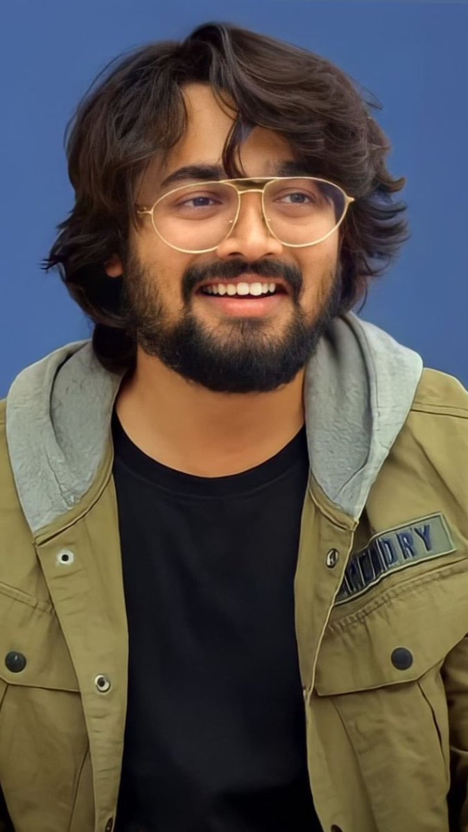 shrutiacharyaa's tweet photo. Happy birthday BB!♥
Stay blessed and always remember that we #BBians or we #lovelies 😉love you to the core!♥
#HappyBirthDayBB
@Bhuvan_Bam https://t.co/zspWwj9FOL