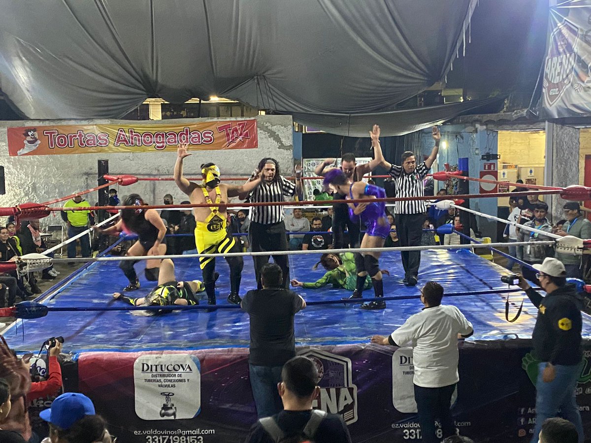 mas_lucha's tweet image. #NGLL, Arena GDL : Reycko, Paymon y Sádico vencen en lucha de sexos a Chika Tormenta, Diosa Quetzal y a Zeuxis.