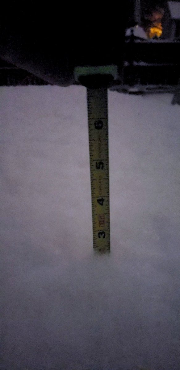 KGD1021's tweet photo. Snowfall slowing down, but nearly 3 inches Ballantyne/Pineville. @wxbrad #snOMG https://t.co/il9sEMX9Pw