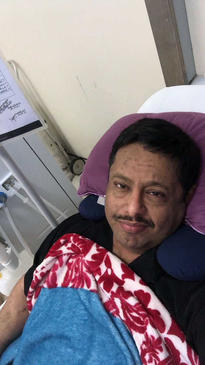 🛑ليكتب الله لك الاجر في نشرها

 #بندر_بن_جلاله_بحاجة_العلاج

( علاجي ) موجود في المانيا ولدي تقرير طبي من هناك بوجود علاج لحالتي المرضيه .
بقيمة ٥٠٠ الف .
الاعراض
مقعد لي ٧ سنوات 
مبتور عظم الكعب
زارع كليه
دعامه للقلب 
سكري

طلبتكم ساعدوني تكفون

رقم جوالي للتواصل / ٠٥٥٨٥٧٣٣٤٤