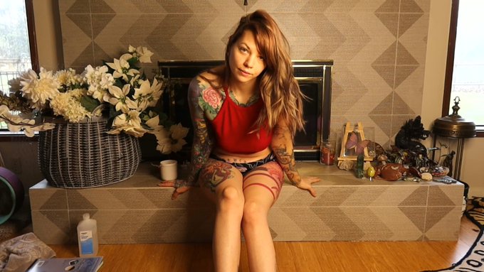 TW Pornstars - Classy&Gassy. The most retweeted pictures and videos for