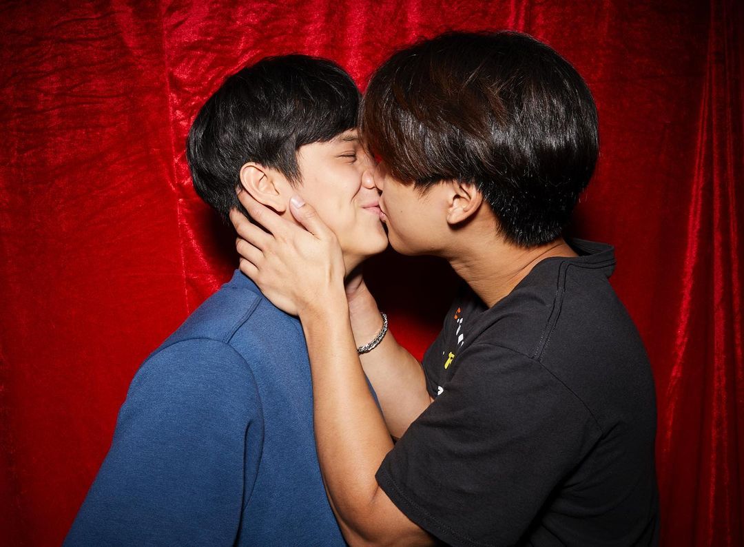 [220122] ohmpawat IG post
มรึงจะให้มันจะแบบนี้ไม่ด้ายยยยย💚❤️ #BadBuddySeriesตอนจบ

—
😳💗 #แค่เพื่อนครับเพื่อน

#BadBuddySeries
#mynameisnanon