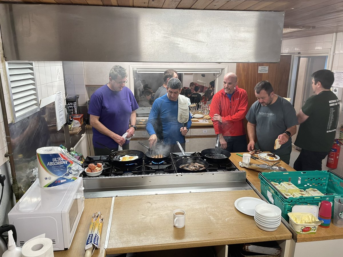 Breakfast 🍳 #wintercamp #scammondenactivitycentre