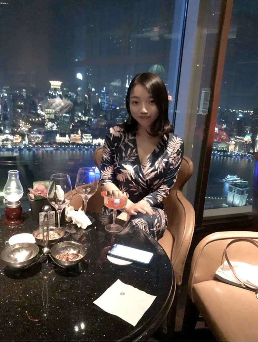 HeChunlan312's tweet photo. The night here is very charming. https://t.co/zHQqEVmxXV