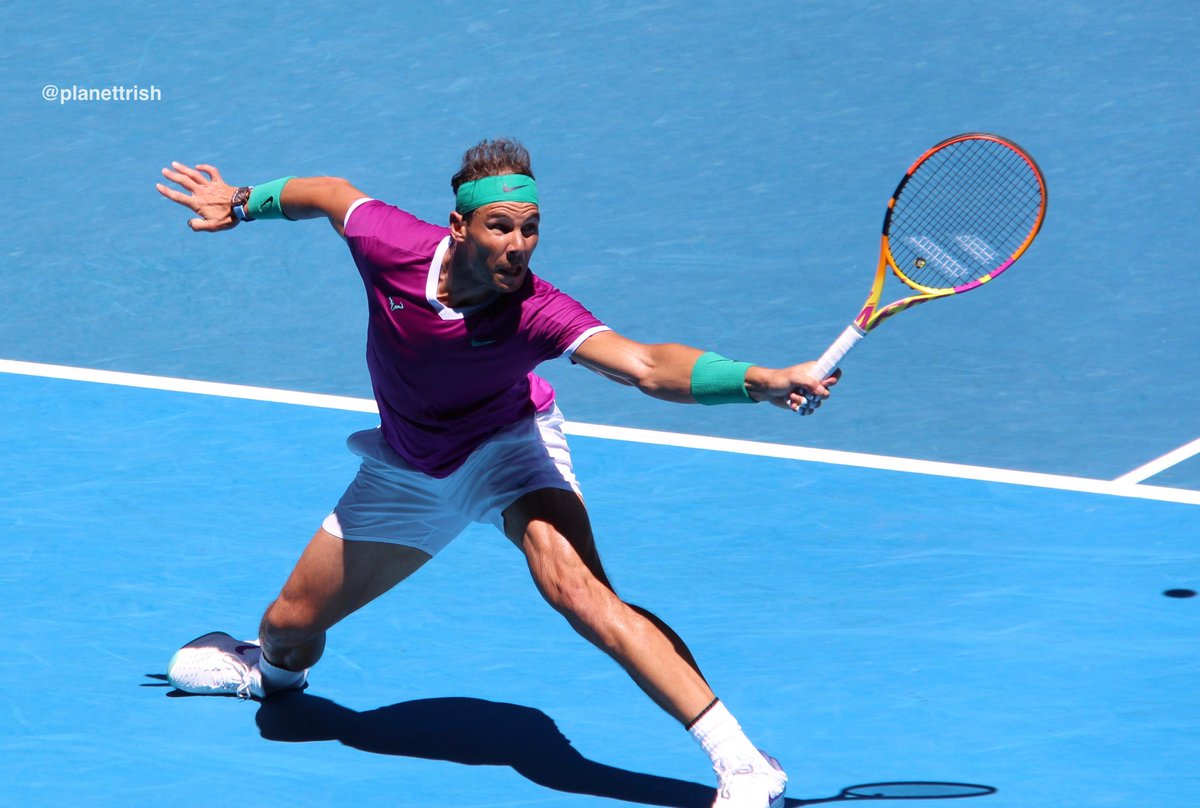 planettrish's tweet photo. Stretch #rnd3 #Rafa #AO2022 https://t.co/aUuXMZQC6i