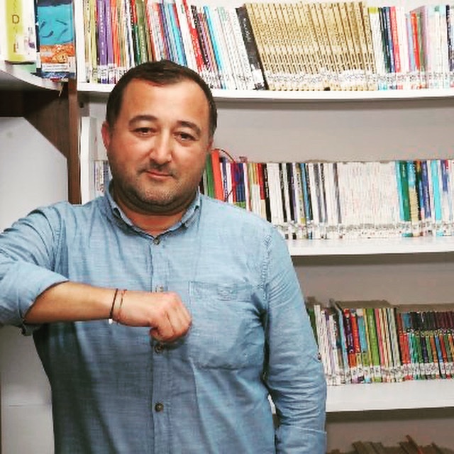 Vankutup's tweet photo. Değerli meslektaşımız Aydın İleri vefat etmiştir.

#Aydınİleri’ye  Allah’tan rahmet, başta kederli ailesi olmak üzere tüm sevenlerine başsağlığı ve sabır diliyoruz. https://t.co/6EM6wJYwUq