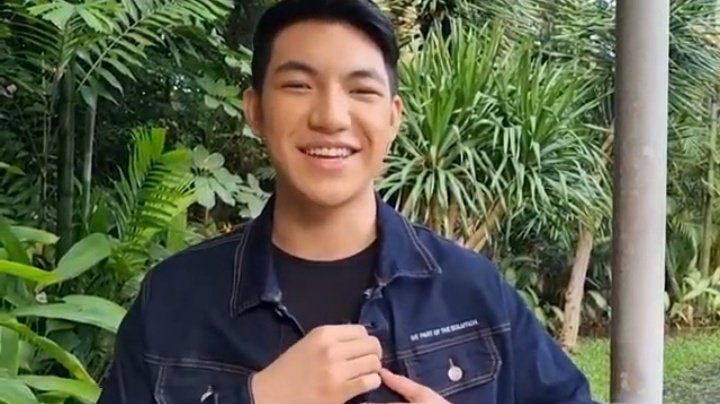 I really love hearing D answer questions in an interview! You can also learn from him!

DARREN ON SIDE B
#DarrenEspanto  @Espanto2001 https://t.co/cUOy6neOFN