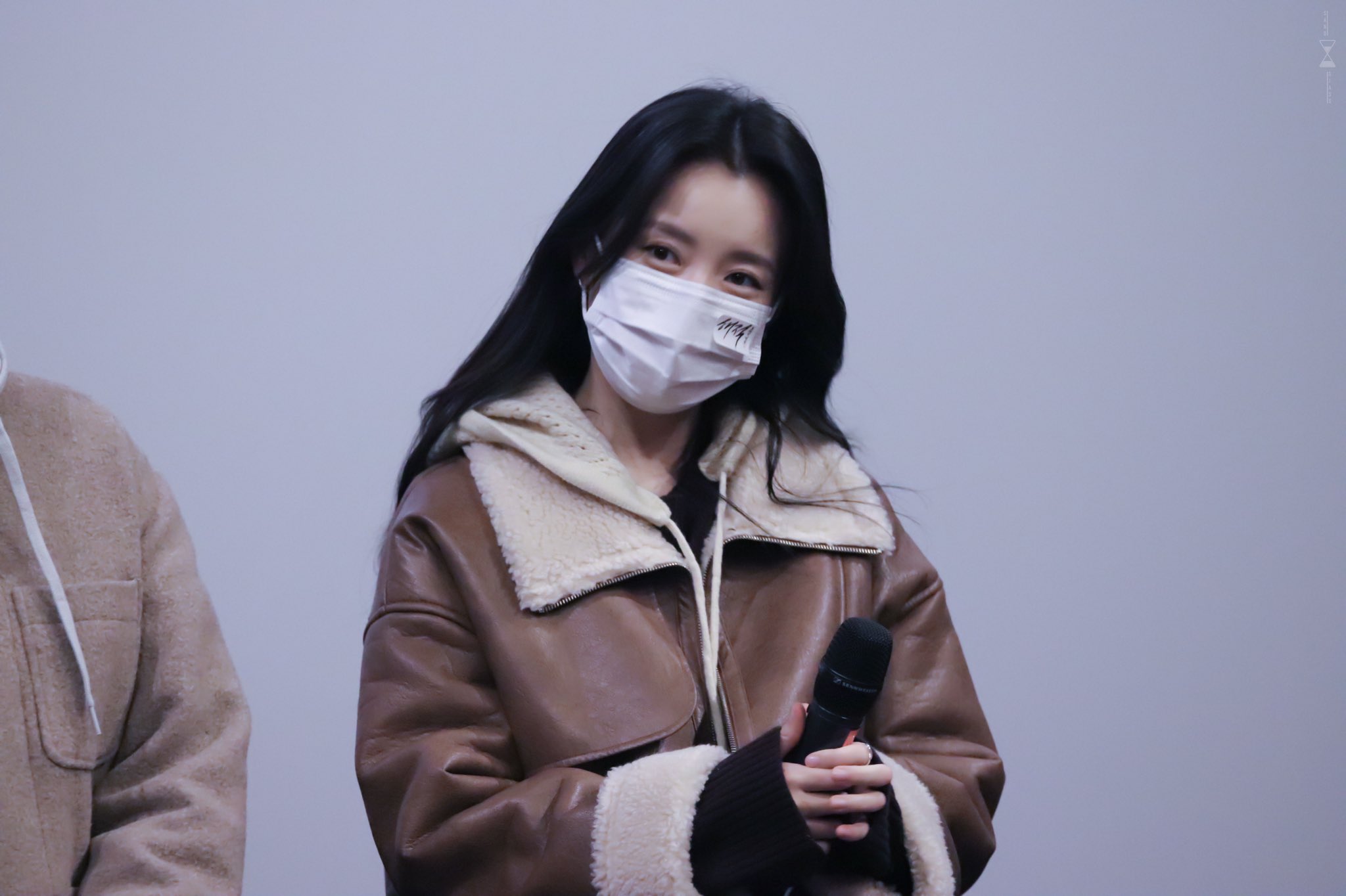 FJs3-z4aIAEfX8F?format=jpg&name=large