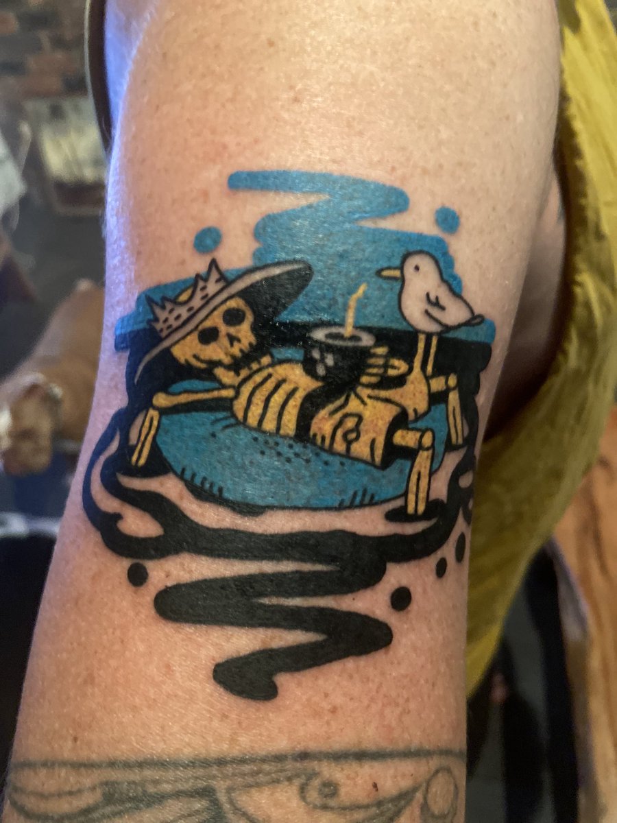 steeviepee's tweet photo. So much love for @nahfungiblebone I minted one directly on my skin #bonefam https://t.co/pOiCHzWPo0