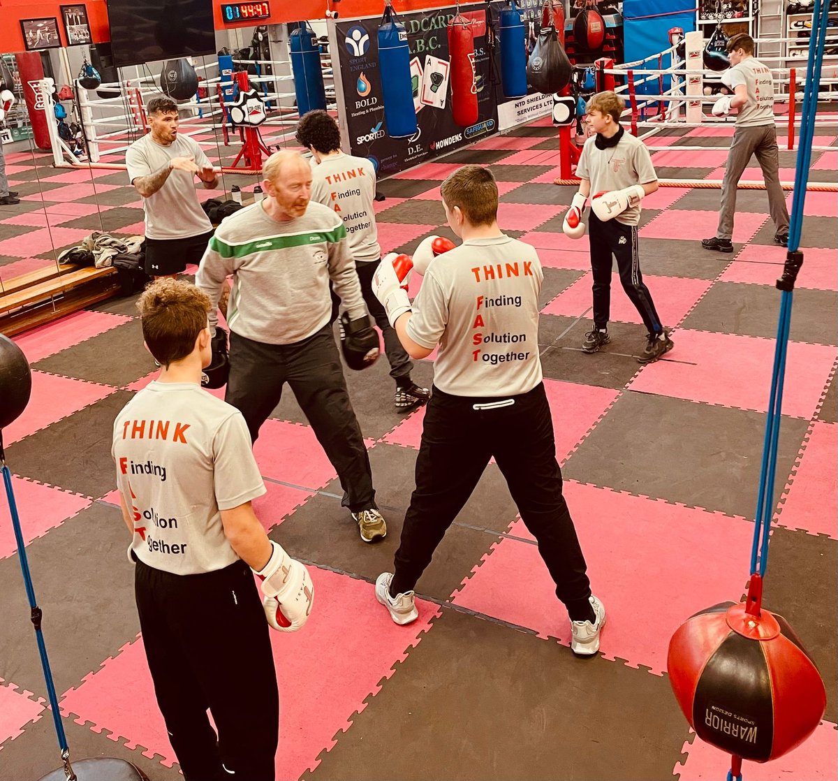 MartinMurrayBox's tweet photo. Another quality session at the @thinkf.a.s.t Academy yesterday.
The sessions with this cohort just keep getting better and better.
So proud of the improvement that each one is making in the gym, at school and at home #ItIsEasierToBuild #StrongChildren #ThanRepairBrokenAdults 🙌 https://t.co/cWWHMvVdkQ