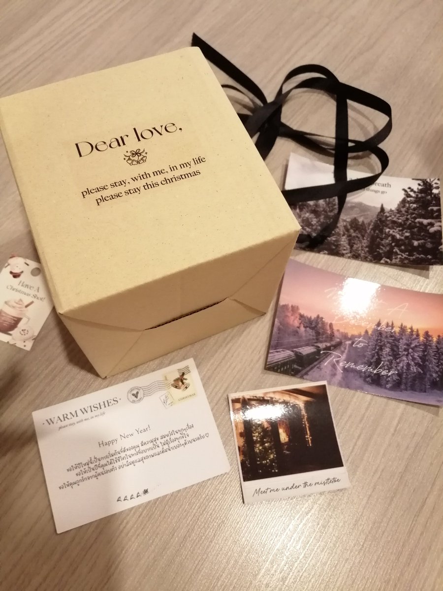 Apilvie's tweet photo. 💌🎄🎁.. ถึงจะผ่านคริสต์มาส​มาแล้วว ☁️ ❄️💕 ♡☻ @lesbrainves 🎅🥃♡ https://t.co/RVyVF0X36J