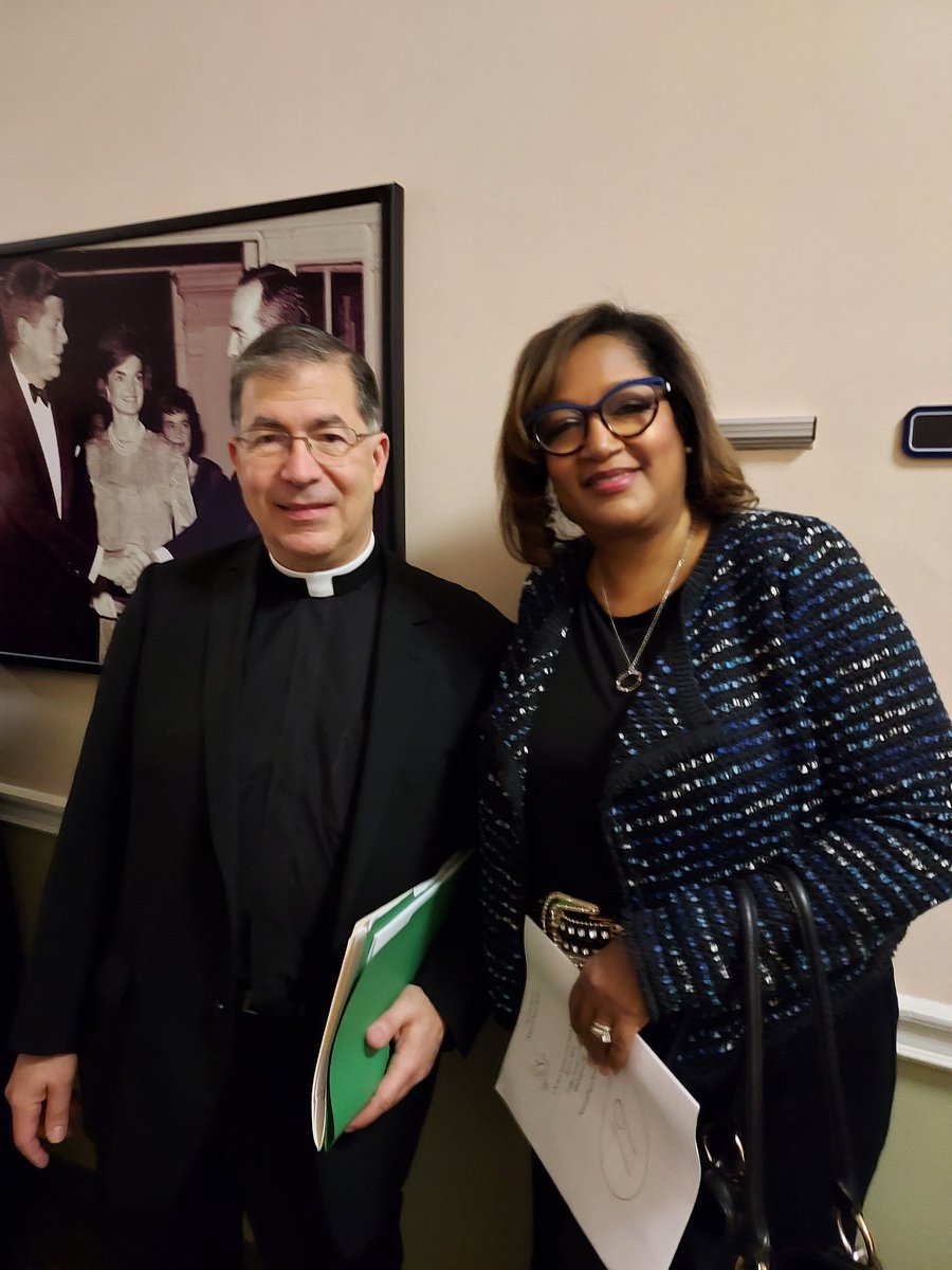 caapusa's tweet photo. We at CAAP stand for life! Our Executive Director, Deborah Owens, represented CAAP at the 2022 March for Life where people from all backgrounds gathered to fight for the most vulnerable in our society. @frfrankpavone @JanetforSenate @AlvedaCKing @faith2actiontwi #EndAbortionNow https://t.co/nUDvmapodv