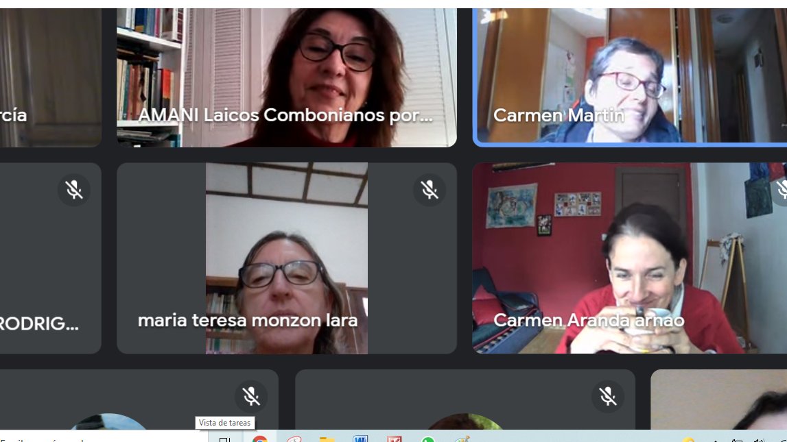 lmc_es's tweet photo. Nuestra compañera Tere Monzón nos acompaña desde #Lumbo #Mozambique! Aunque pronto cambiará de destino... Colaboramos activamente con las delegaciones de misiones @MisionCanarias @MisionesToledo @MisionesSevilla... https://t.co/P1iCyW3UCv