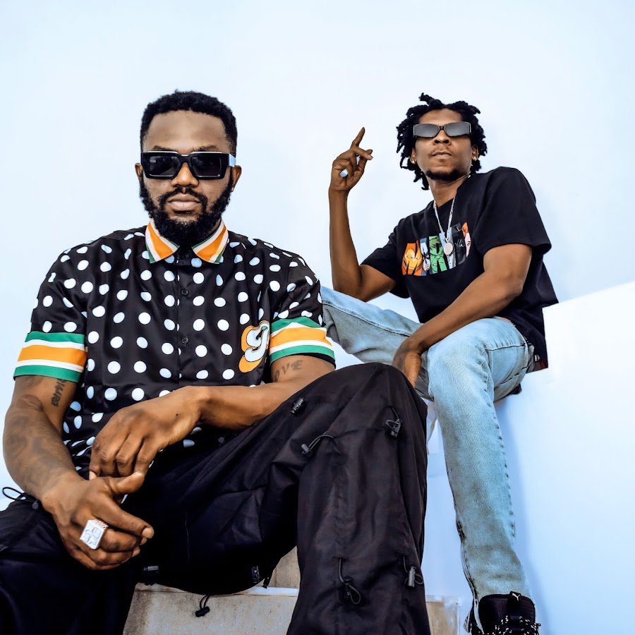 knustfocusfm's tweet photo. Tune in now!!!
#No9 #np  #Eboso ~ @r2bees   on the #FOCUSCITYSHOW #Top10GHCountdown with @MisterJamGH https://t.co/vX6T3LUGJ9