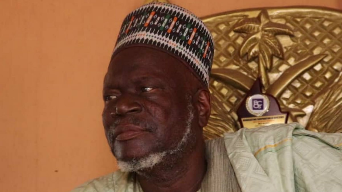 SaharaReporters's tweet photo. Why I Don't Want Sunday Igboho To Be Released --Seriki Fulani | Sahara Reporters https://t.co/6C878Ggqlj https://t.co/HL4njwcX9O