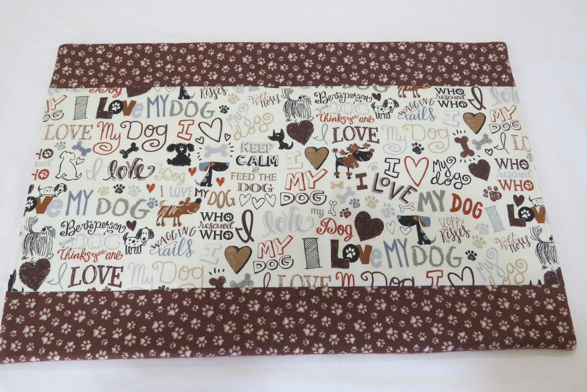 chestnutcrochet's tweet photo. Sharing for Crystal Willis
Really love this, from the Etsy shop Crystalscraftycorner. https://t.co/Mz3yRVRmPs #etsy #dogdecor #kitchenlinens #handmadepotholders #browntrivets #hotpadswithdogs #kitchendecor #tabletoppers #tableprotectors #dishcozy https://t.co/wjCphcnY8E