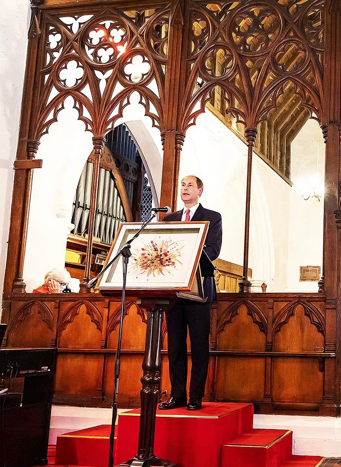 This week, The Earl of Wessex gave a reading during an Evensong service to celebrate the 800th anniversary of the Parish Church of St Peter and St Andrew in Windsor.

It was Prince Edward’s first engagement of 2022.

📸 Royal Family