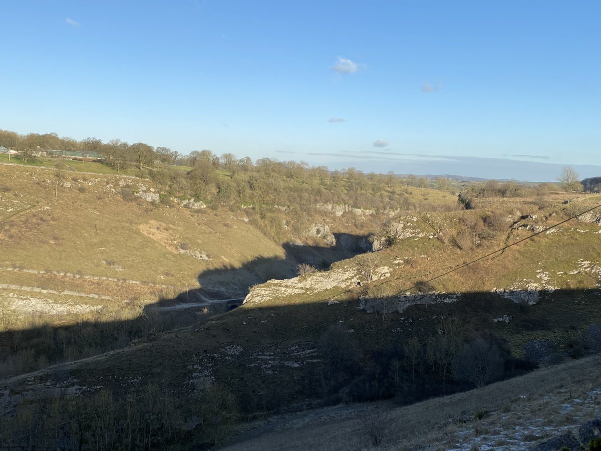 seaparkin's tweet photo. The light, darling, the light. So glad to be outside even if mostly viewed from car. Cheedale looked a bit chilly. Getting ready for exhibition. #winter #glorious #gooutside #trees #treasuringtrees #peaktrees https://t.co/b5YqczAK3D