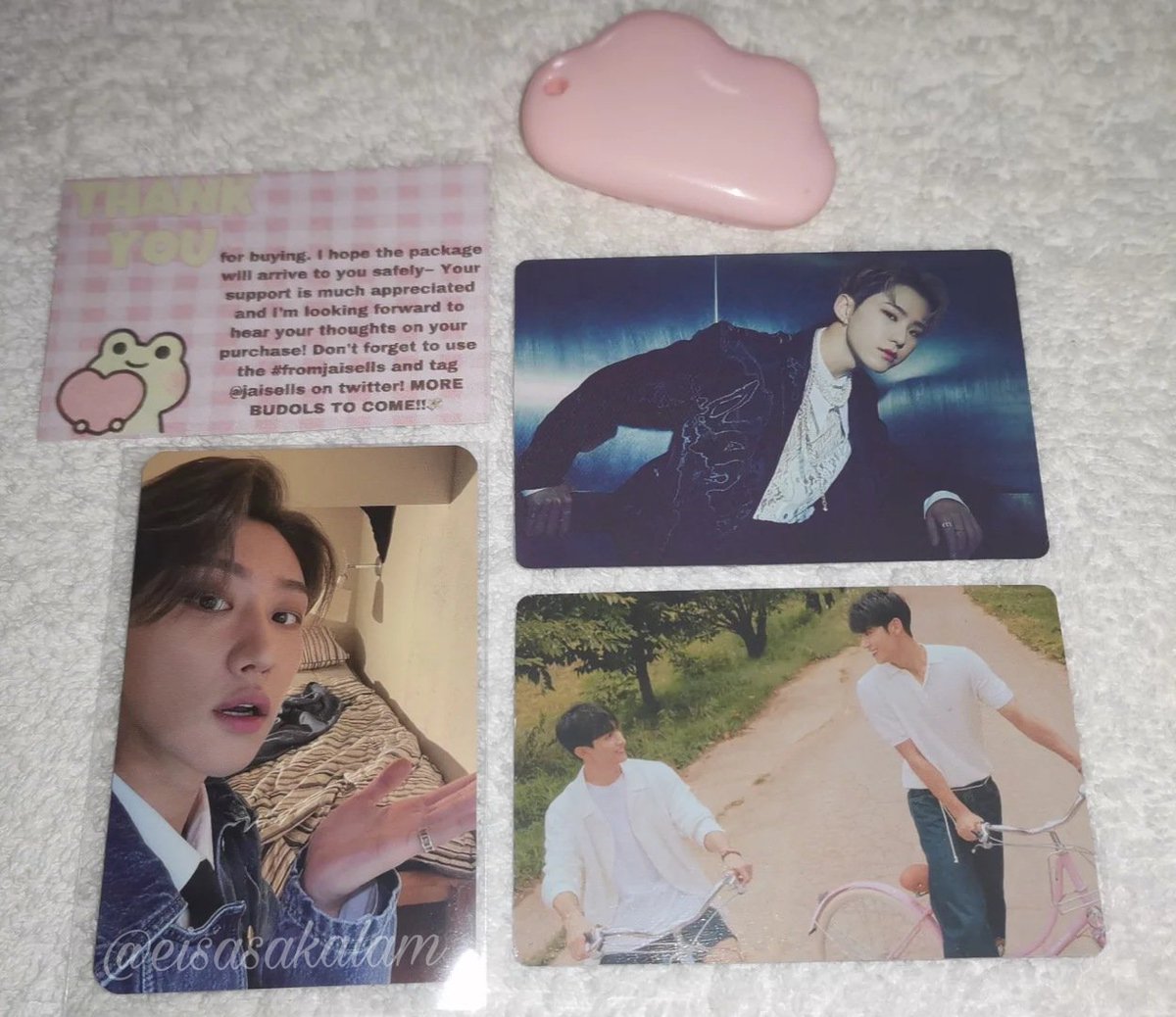 eisasakalam's tweet photo. Hello @jaisells! Sorry for the late feedback hihi ngayon lang ako nag unbox>< but thank youu vv much for bringing this baby home to me!<3
#budoleryel
#fromjaisells https://t.co/9yGsKvaz6E