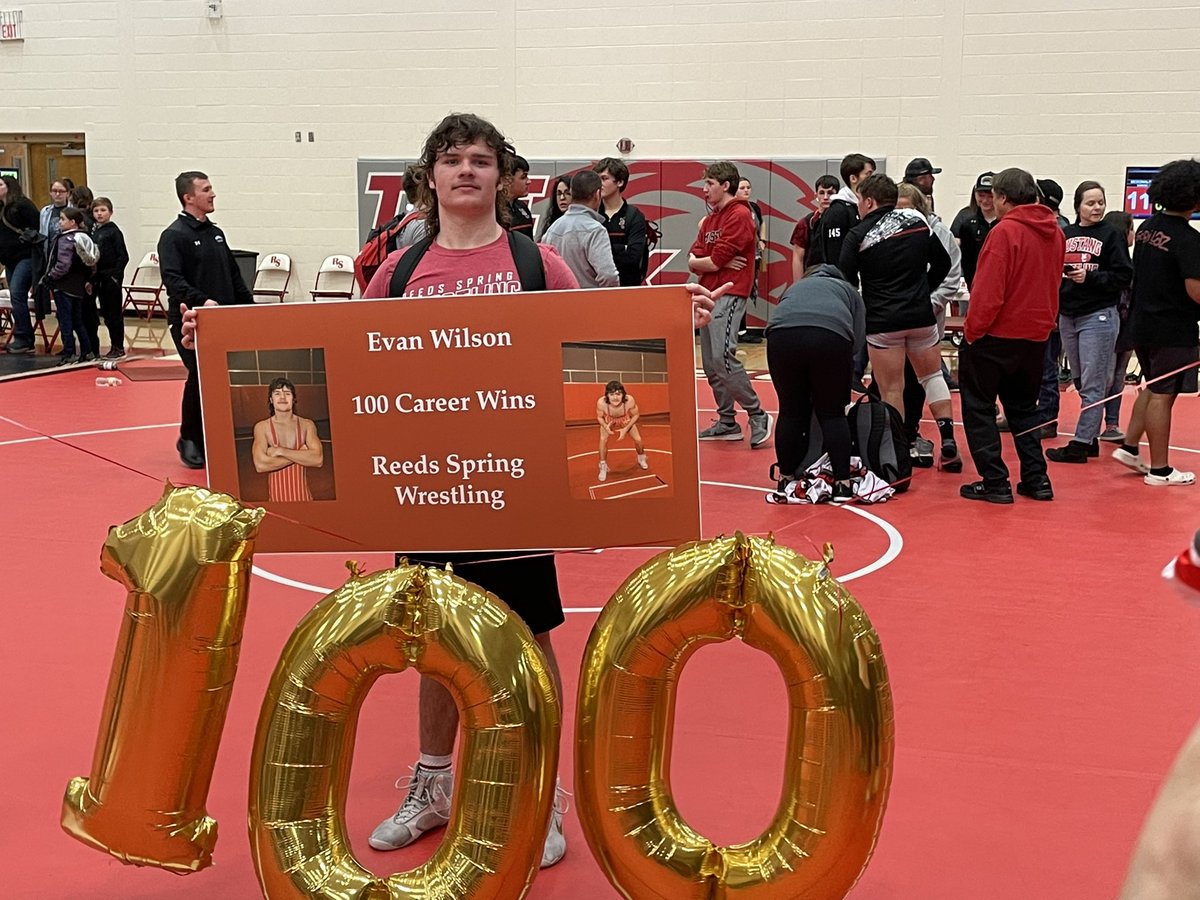 RSWolvesWrestling tweet media