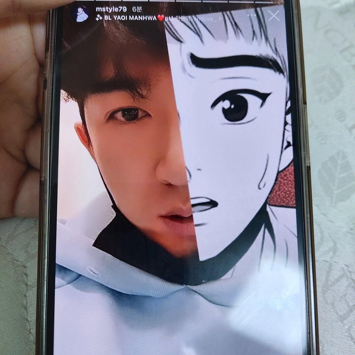MINUTUM0728's tweet photo. ???? ㅇ 이거 그거 잖아 잠만 잠만
어어 이거 그거 맞는데 캐릭터 그 내가 아는 BL웹툰 속 른 친구인데,,, 아닌가 맞는데 (캡쳐 할 줄 알아요) https://t.co/VZSRUoZTJD