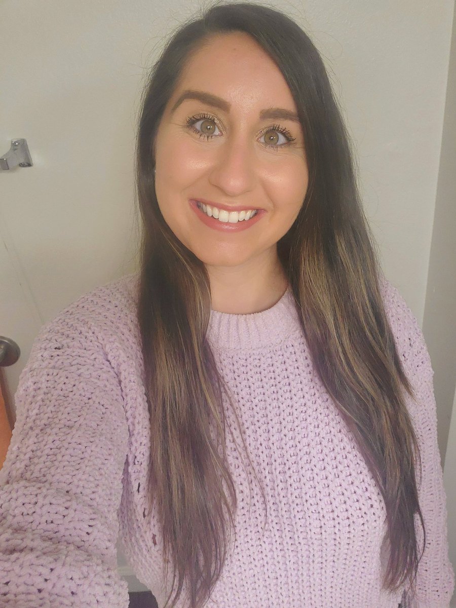 RaysTwinLizzie's tweet photo. Who else is ready for cooler temps? πββοΈππ§£β #WinterInFL #FLLivin https://t.co/ihoIcr2WSu