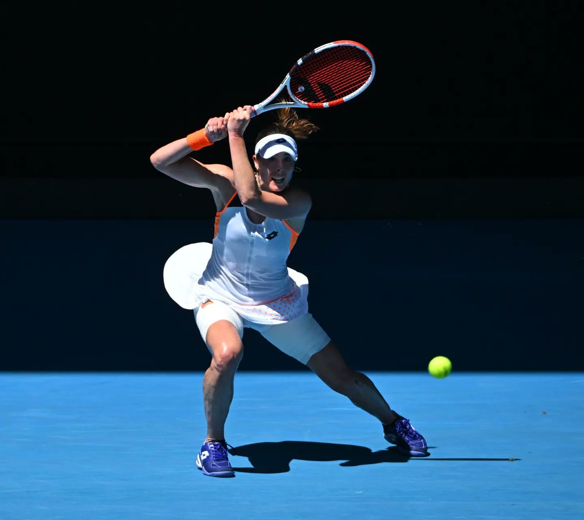alizecornet's tweet image. NEVER. STOP. FIGHTING ✊

Happy Birthday to me 🥳🔥😁
#secondweek @australianopen

📸 Corinne Dubreuil / FFT