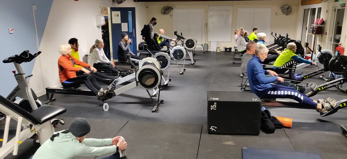 rphosking's tweet photo. 7am and the gym is busy! @broxbourneRC #clubhead https://t.co/HeJNYBGTZ7