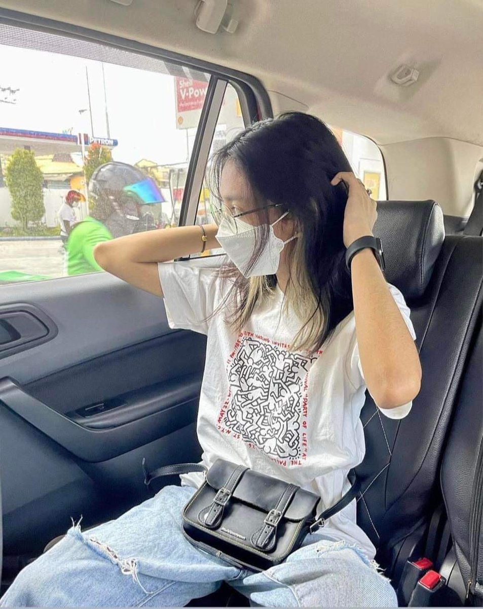 EdenGNobleza410's tweet photo. Finally he is back online🥰❤️@KeiferSanchez_ 

#KeiferSanchez https://t.co/jl4tuMiNpQ