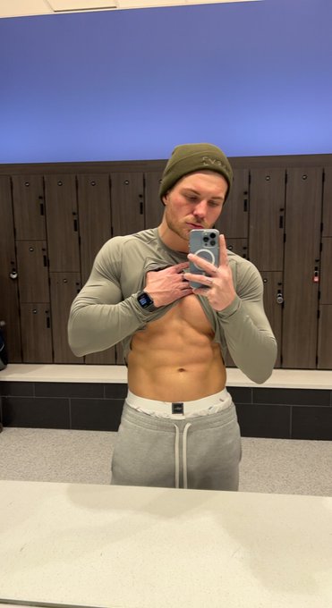 https://t.co/indsjd6kr0<a href="/tag/zyzz"class="tags"><span>#zyzz</span></a>