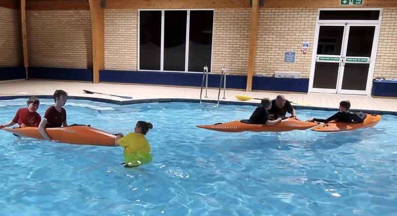 Watchetscouts's tweet photo. Last night our #RNSeaScouts were practising their #kayaking capsize drills & Eskimo rescues thanks to @hoburneholidays #BlueAnchor . @SomersetScouts @MoorsAndCoastal @scouts https://t.co/rXXB8WrOFZ