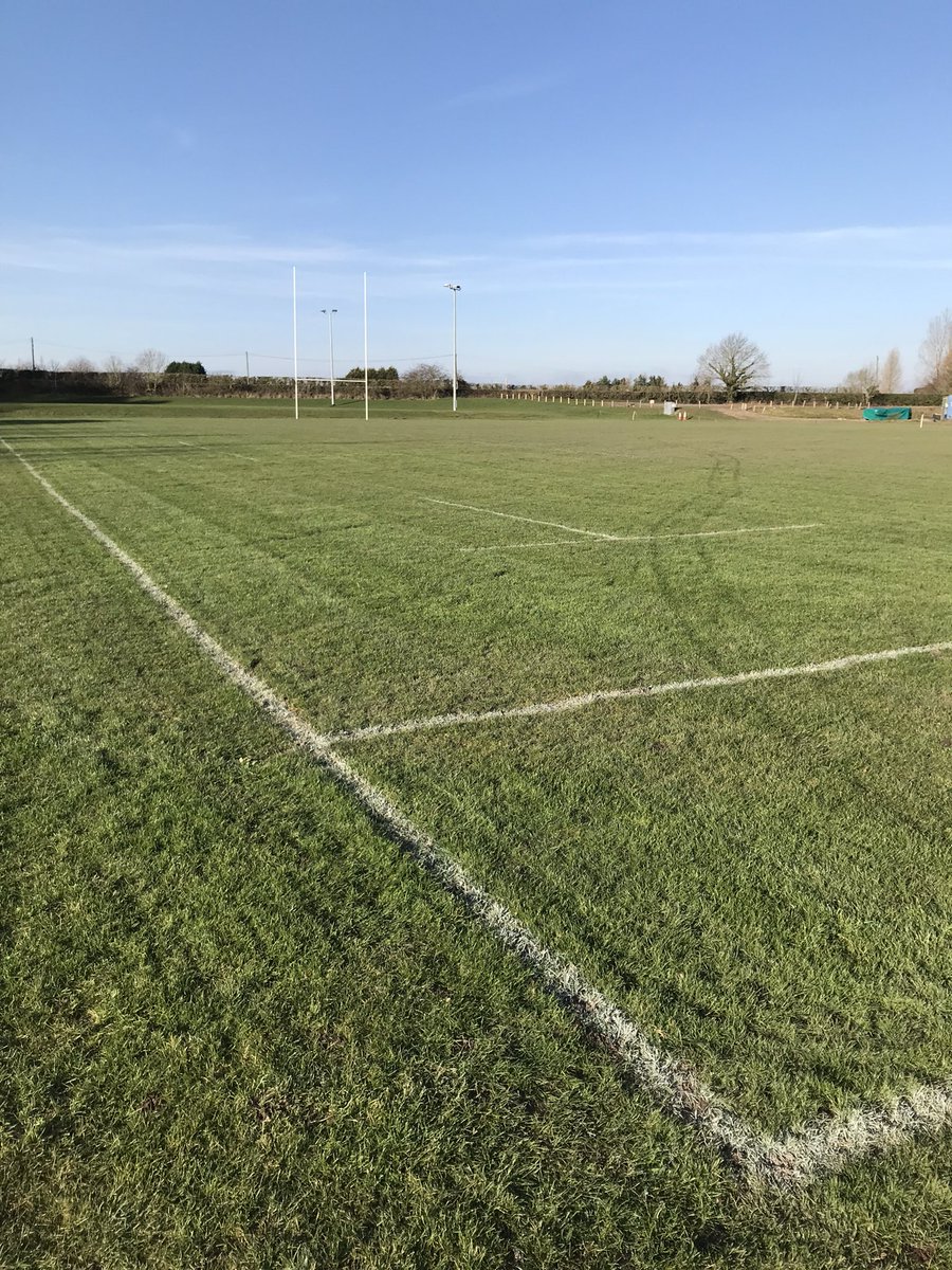 A lot of prep yesterday on all 5 pitches,<a href="/MelbourneTurf/">MelbourneSportsTurf</a> spiked and light rolled all of them and <a href="/Bloomin_Gardens/">Bloomin' Gardens</a> marked both large rugby pitches…all ready for the weekend fixtures⚽️🏉#melbournesportsturf #bloominggardens #msp #footballfoundation #carpet