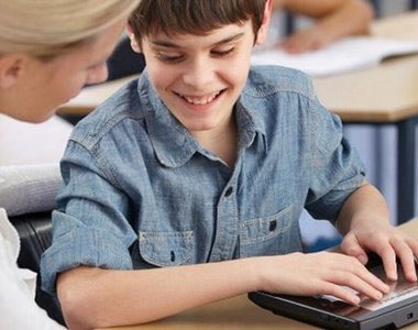 LeicsCares's tweet image. We’re working on a new project to develop and adapt our education programme activities and resources to ensure they are inclusive to the needs of visually impaired young people. leicestershirecares.co.uk/about-charity/… #DifferentButEqual