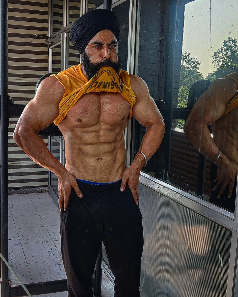 hardcore_singh_'s tweet photo. #chandhighar #persnoltrainer #bodymodification #imbeast https://t.co/Ptns9KJjvP
