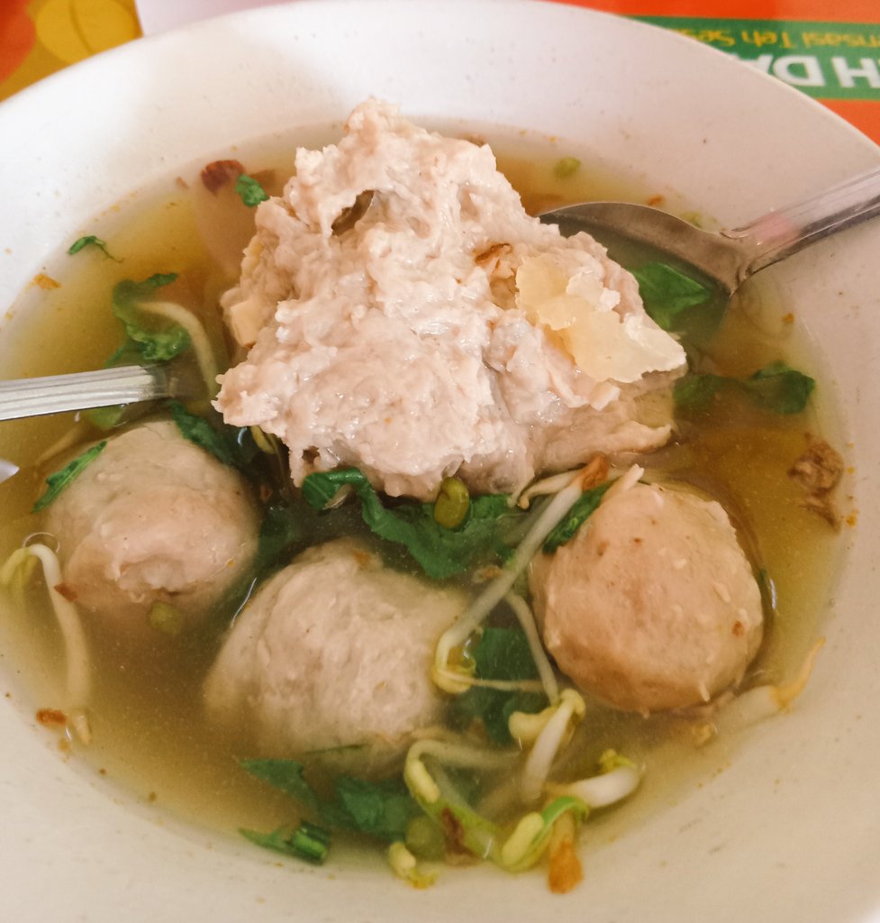 massaefur's tweet photo. Kuy bakso urat https://t.co/O4WDxGKicb
