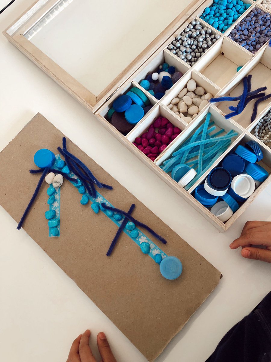 grasisoler's tweet photo. Qui ha dit que les matemàtiques són avorrides? A la classe dels cavalls fem taller de matemàtiques manipulatives. Propostes engrescadores que fan que els protagonistes de l'aprenentatge siguin ells mateixos!
#matemàtiques 
#infantil
#manipulem
#juguem
#aprenentatge https://t.co/CuMWRUDEpT
