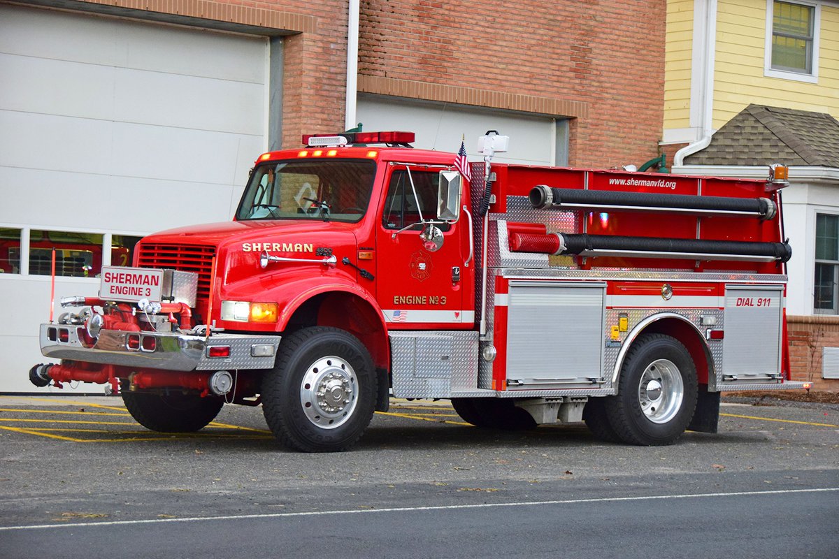 ZacksFireTrucks's tweet photo. https://t.co/Yn69s7rIpn