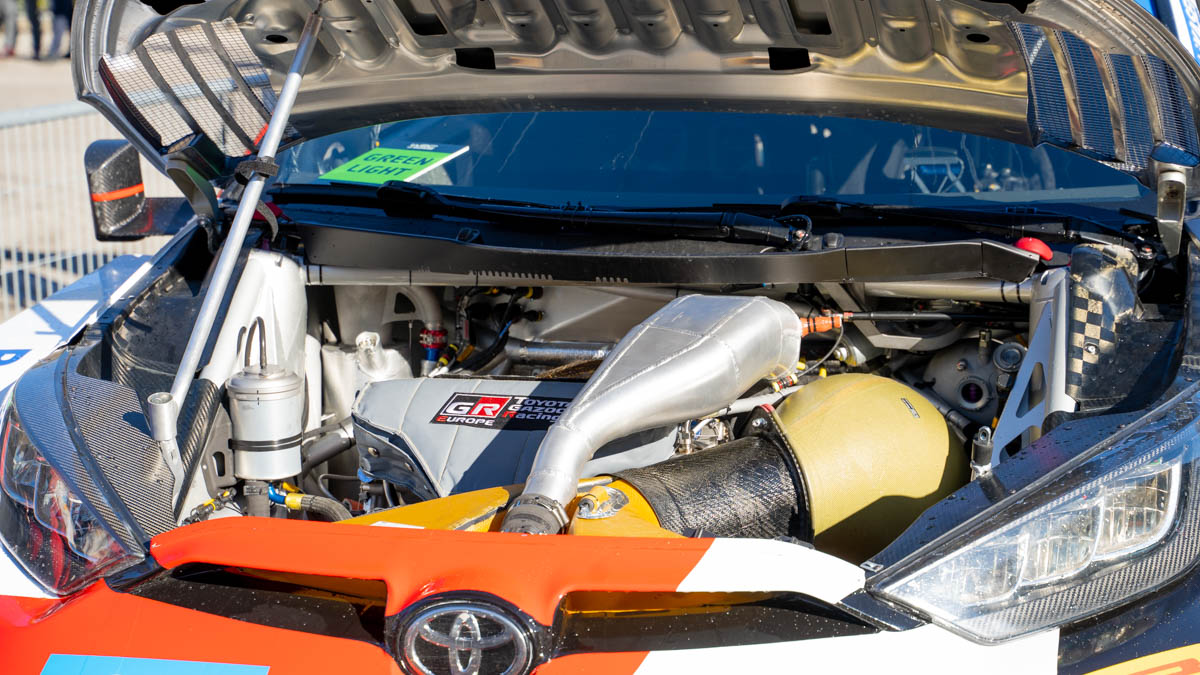 Butch_on_Racing's tweet photo. And a bit oif Toyota #WRCLive #wrctech #RallyeMonteCarlo https://t.co/9JEy3dUCOq