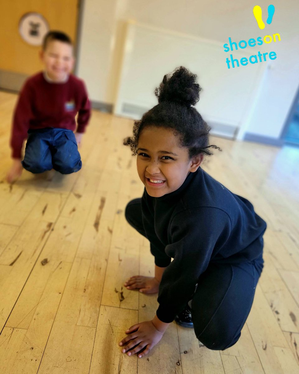 🐸 Frog leaping into Saturday like... 📷

It's  a busy day of classes and a birthday party for us, bring on the DRAMA! 
•
•
•
#dramaclasses #whitchurchhampshire #andoverhampshire #dramaforchildren#smallbusinesshampshire #performingarts