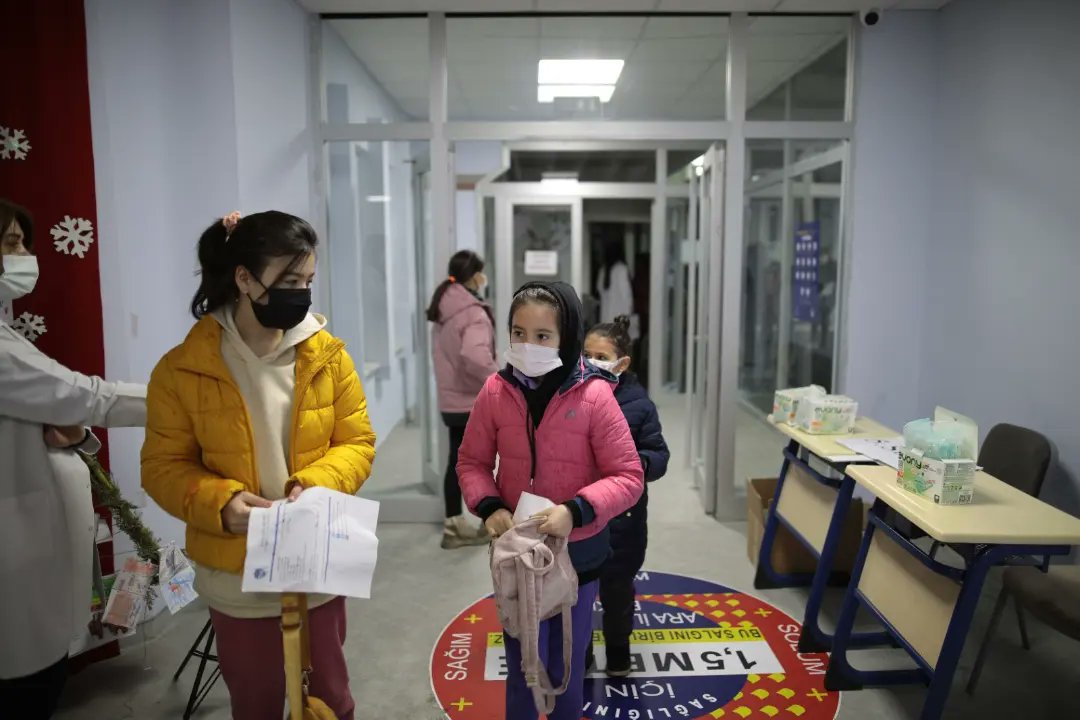 DK_DorukKoleji's tweet photo. 2022-2023 Eğitim-Öğretim yılı için Okula Kabul ve Bursluluk sınavımız bugün saat 10.00 oturumu ile başladı. 2 gün sürecek ve yaklaşık 1200 öğrencinin katılımıyla gerçekleşecek sınavlarımıza yoğun ilgi gösteren tüm velilere teşekkür ediyor, bütün öğrencilere başarılar diliyoruz. https://t.co/AtT7I7MLn5