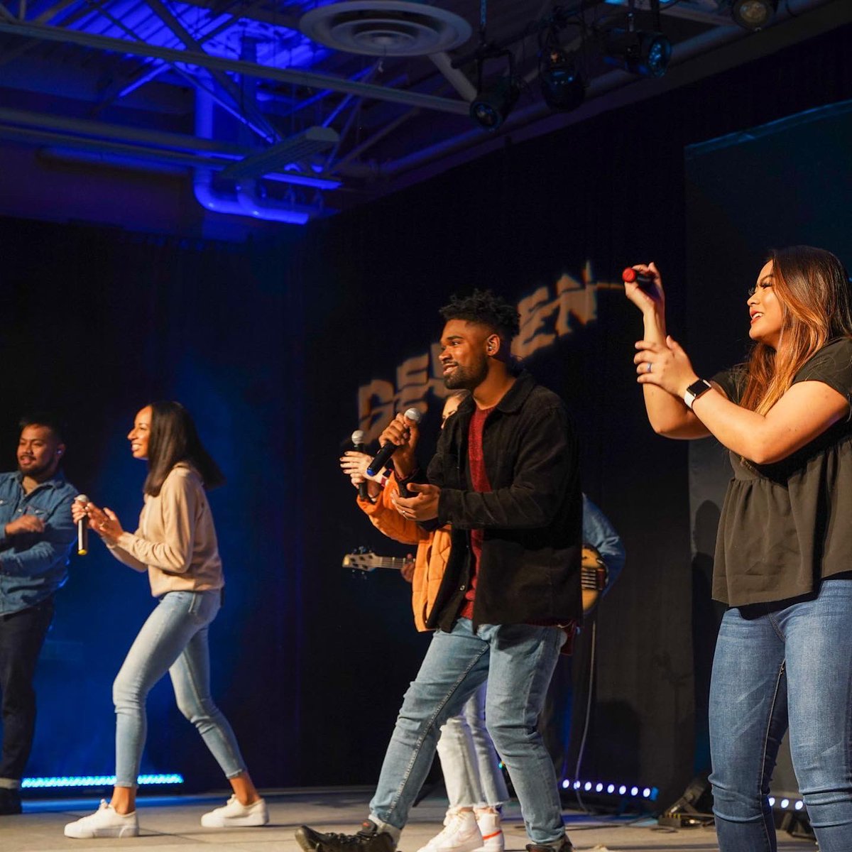 WALKChurch's tweet photo. DEEPEN CONF. NIGHT 1 π
We had such a powerful kick off to our Deepen Conference tonight! Such a fresh word from Dr. @tonymerida, as well as a sweet time in worship. Here are some highlights from Session 1! π #WALKChurch #Deepen22 #takemedeeper #thegospel #Romans8 #Godisforus https://t.co/JsSe4Fb6A2