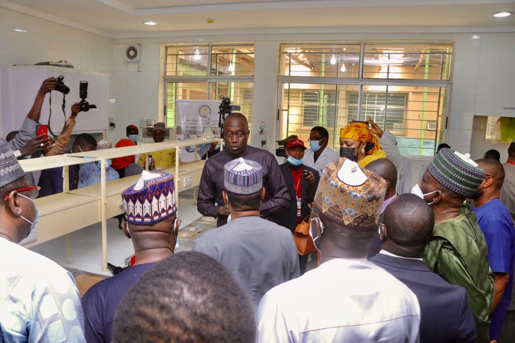 MohdHAbdullahi's tweet photo. #ZariaProjects
Today, with @MBuhari support for #RnD activities in @NarictZaria,I commissioned the upgraded Chemical, Biological, Nuclear & Explosive Decontamination Facilities Laboratory to enhance @FmstNg research capabilities.
@toluogunlesi https://t.co/XyMNcxliAX