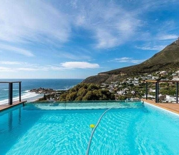 cape_waterfront's tweet photo. Showday Sunday 23rd Jan in Llandudno.  Stunning newly-built 5 bed 5 bath villa with top finishes and incredible ocean&amp; mountain views. R35 900 000
https://t.co/57YlxVs72J
@property_luxury @propertyshowsa @property_luxury @Luxury_Homes_SA https://t.co/q5o01hv1FL